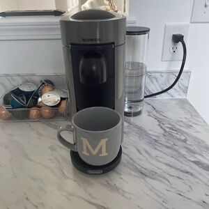 De'Longhi Nespresso Vertuuplus Deluxe Coffee Maker - Black (ENV155B)